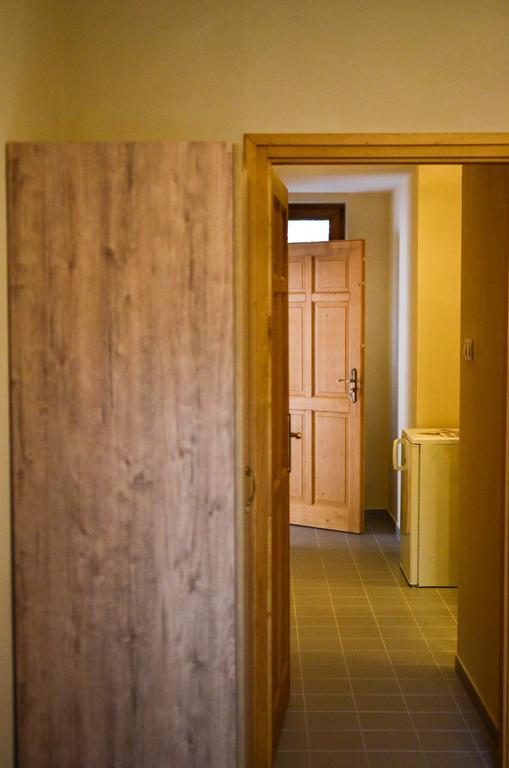 Pava Apartmanhaz Makó المظهر الخارجي الصورة